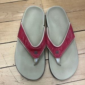 Spenco Sandals Sz 39
